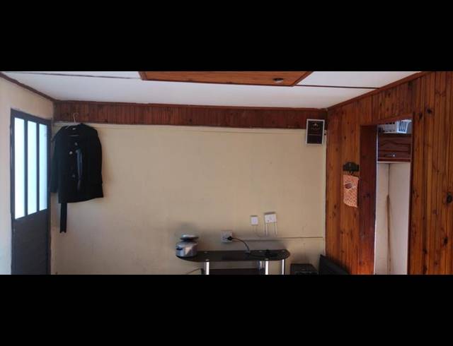 2 BEDROOM PROPERTY TO RENT IN CHESTERVILLE